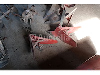 Benzine tweewielige tractor merken en model onleesbaar - afbeelding 14 van  16