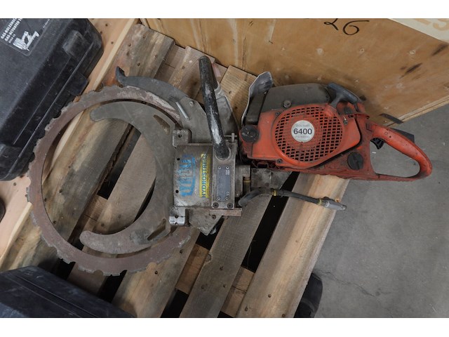 Benzine zaagmachine dolmati - afbeelding 1 van  7