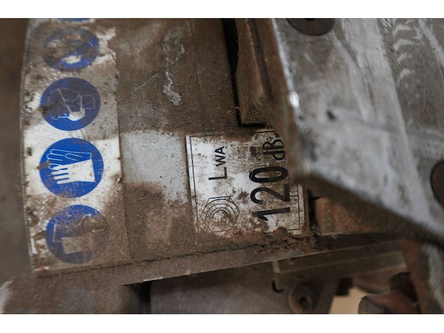 Benzine zaagmachine dolmati - afbeelding 6 van  7