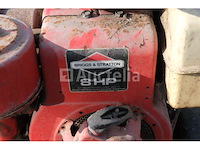 Benzineblaasmachine op trolley merk en model onleesbaar - afbeelding 7 van  8