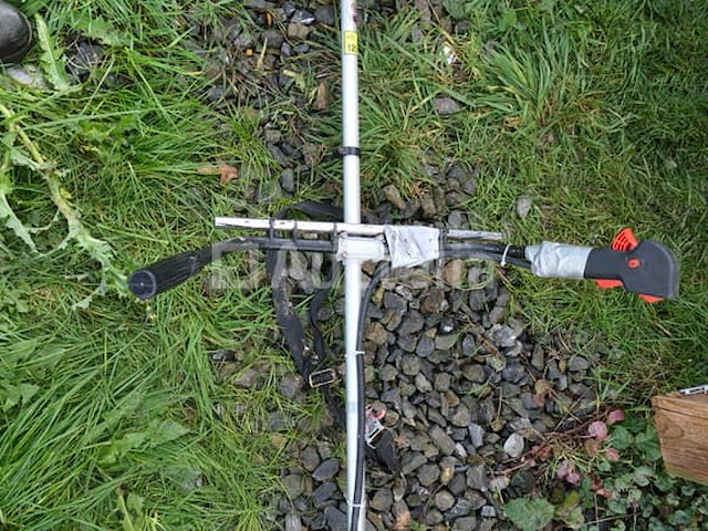 Benzineborstel + elektrische randtrimmer - afbeelding 7 van  12