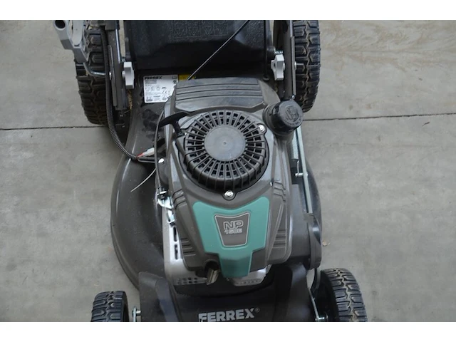 Benzinegrasmaaier ferrex np150e zelftrekkend met elektrische starter op accu (niet getest) - afbeelding 3 van  13