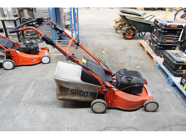 Benzinegrasmaaier sabo - afbeelding 3 van  9