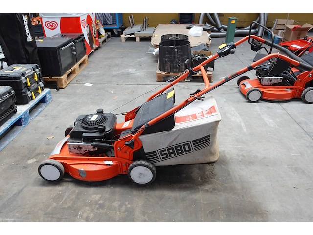 Benzinegrasmaaier sabo - afbeelding 1 van  7