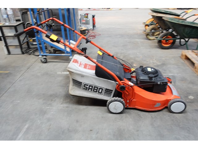 Benzinegrasmaaier sabo - afbeelding 3 van  7