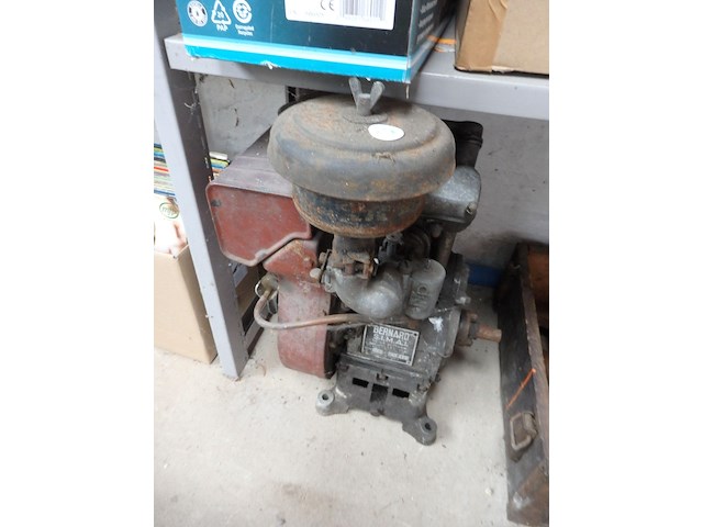 Benzinemotor bernard - afbeelding 1 van  1