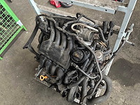 Benzinemotor volkswagen - afbeelding 2 van  4