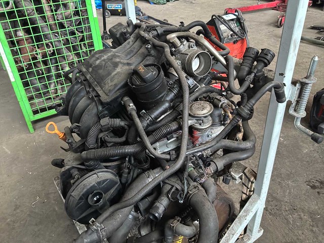 Benzinemotor volkswagen - afbeelding 3 van  4
