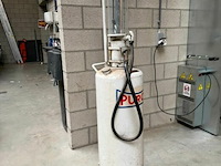 Benzinepomp burol - afbeelding 1 van  4