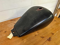 Benzinetank honda vt500 shadow ’83 - afbeelding 7 van  10