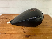 Benzinetank honda vt500 shadow ’83 - afbeelding 9 van  10