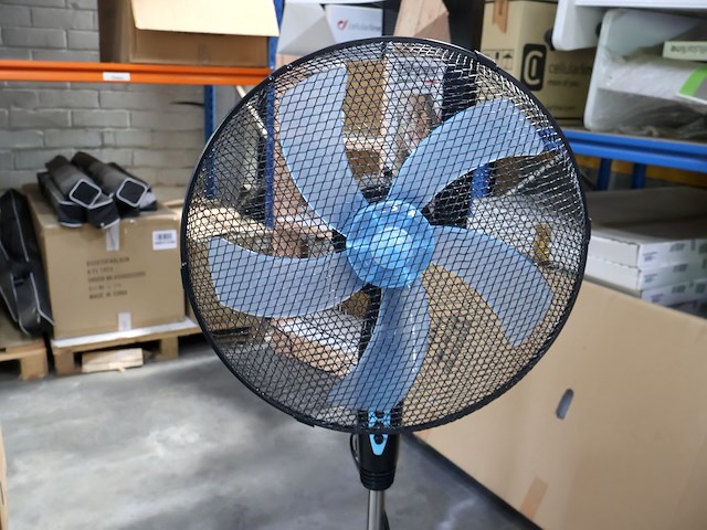 Beper ventilator op voet - afbeelding 2 van  5