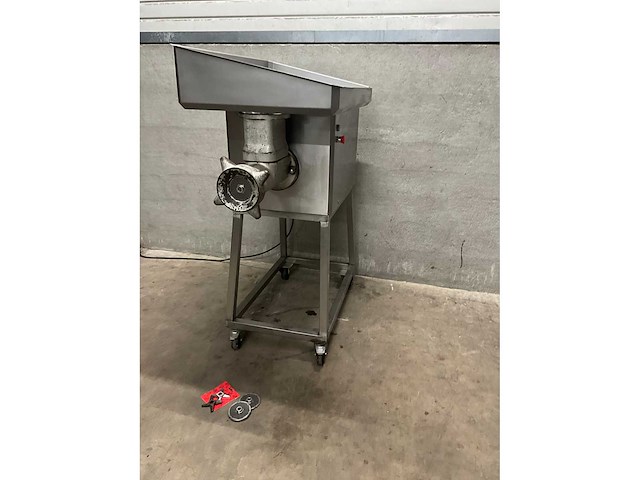 Berdop - vmn-s32 - vleesmolen gehaktmolen - afbeelding 3 van  7