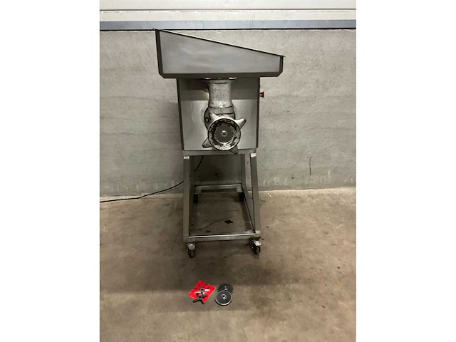 Berdop - vmn-s32 - vleesmolen gehaktmolen - afbeelding 2 van  7