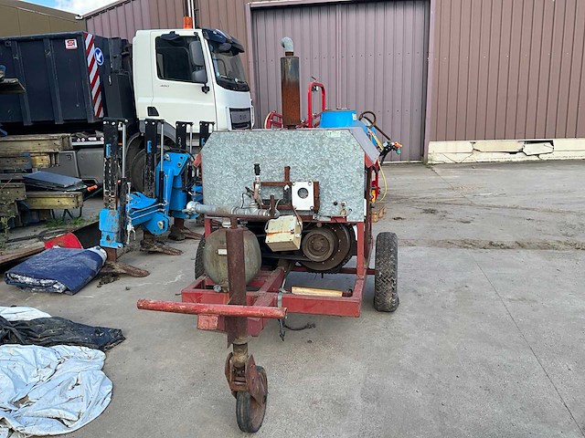 Beregeningspomp met automatische afslag. - afbeelding 4 van  11