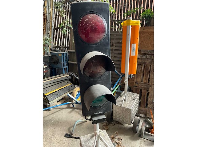 Berghaus mobiele verkeerslichten (2x) - afbeelding 3 van  5