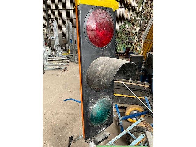 Berghaus mobiele verkeerslichten (2x) - afbeelding 5 van  5