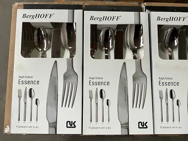 Berghoff essence bestekset 4-delig (76x) - afbeelding 1 van  2