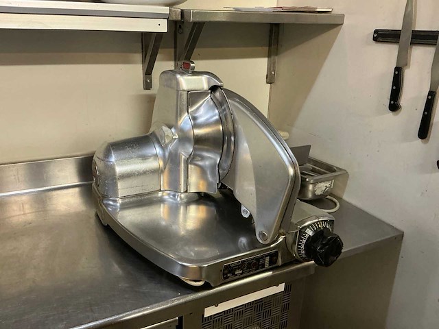Berkel 834 rvs vleesnijmachine - afbeelding 1 van  4