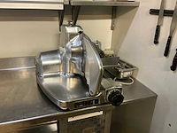 Berkel 834 rvs vleesnijmachine - afbeelding 2 van  4