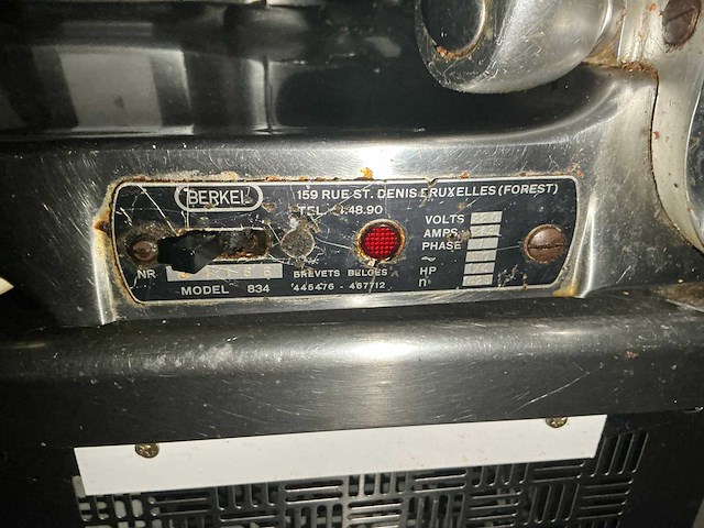 Berkel 834 rvs vleesnijmachine - afbeelding 4 van  4