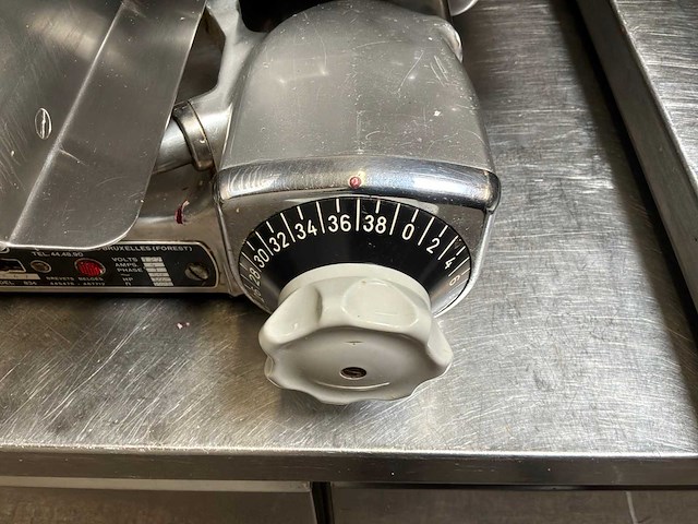 Berkel 834 tafelsnijmachine rvs - afbeelding 1 van  1