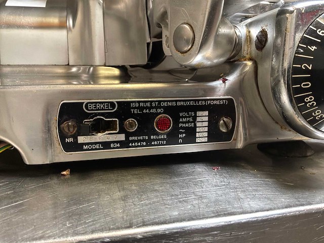 Berkel 834 tafelsnijmachine rvs - afbeelding 5 van  5