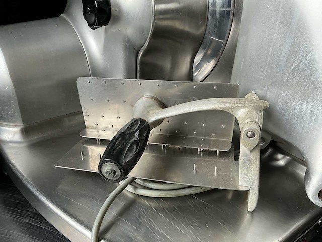 Berkel 834 tafelsnijmachine - afbeelding 5 van  5