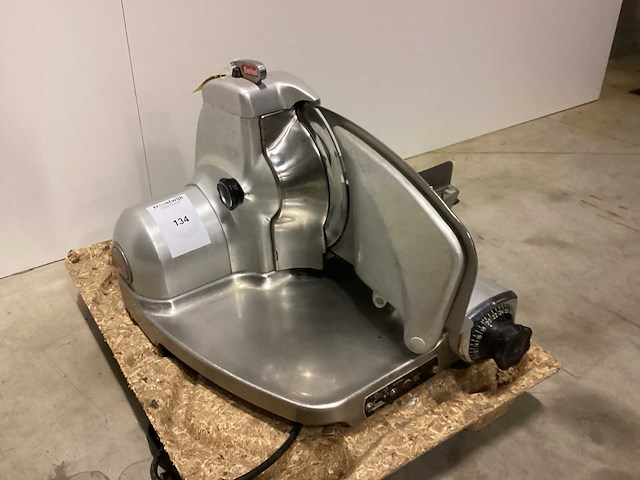 Berkel 834 tafelsnijmachine - afbeelding 3 van  5