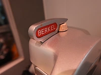 Berkel 834 vleessnijmachine - afbeelding 8 van  8