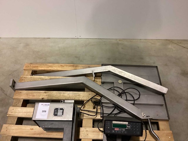 Berkel muurbascule 28 1l met haak weegschaal - afbeelding 3 van  4