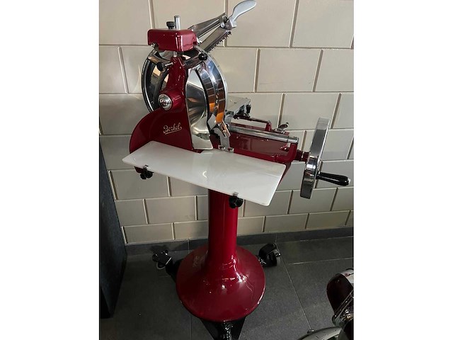 Berkel vleessnijmachine - afbeelding 1 van  5
