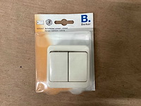 Berker dubbele wisselschakelaar,opbouw,crème (28x) - afbeelding 1 van  4