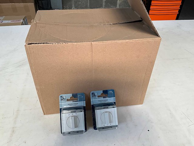 Berker jalouzie schakelaar inbouw met draaiknop serie k1 polarwit (50x) - afbeelding 2 van  4