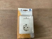 Berker m2 combinatie wissel crème (27x) - afbeelding 1 van  5