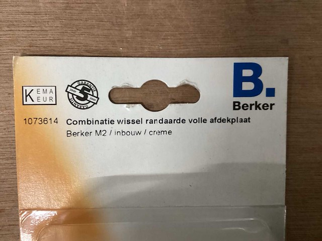 Berker m2 combinatie wissel crème (27x) - afbeelding 3 van  5