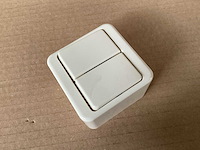 Berker opbouw serieschakelaar, dubbel (225x) - afbeelding 2 van  2