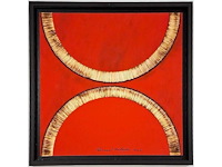 Bernard aubertin - dessin de feu sur table rouge - mixed media op paneel - 60x60 cm