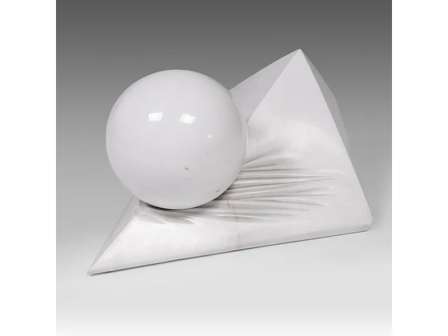 Bernard verhaeghe (1950), untitled carrara marble sculpture, h 32 - w 66 cm - afbeelding 1 van  8