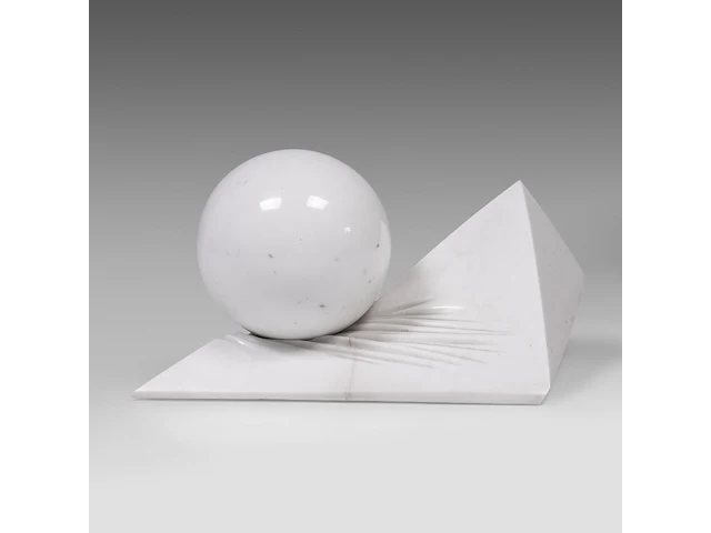 Bernard verhaeghe (1950), untitled carrara marble sculpture, h 32 - w 66 cm - afbeelding 2 van  8