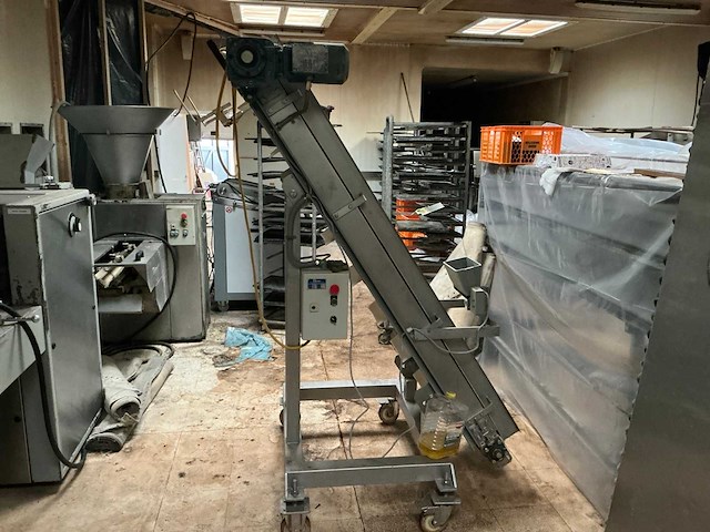 Bernier transportband + bloemstrooier - afbeelding 4 van  5