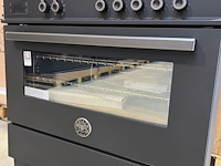 Bertazzoni met downdraft afzuiging in inductiekookplaat