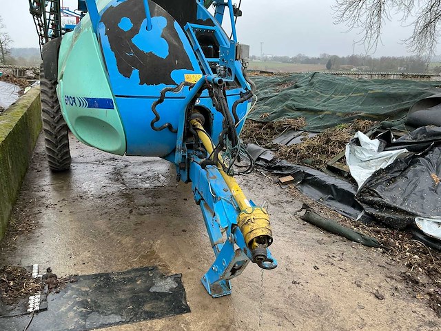 Berthoud enor veldspuit - afbeelding 17 van  18