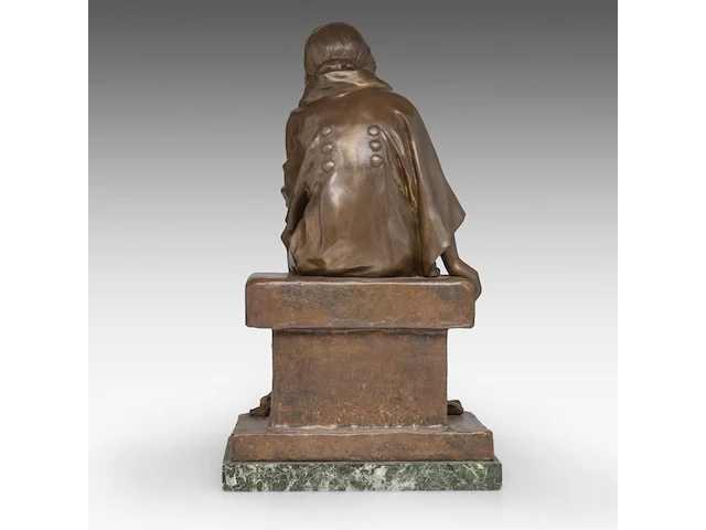 Bertolini clemente (1889-1952), 'pensive', patinated bronze on a vert de mer marble base the bronze: 50 cm. (19.67 in.), with marble base: 53 cm. (20.87 in.) - afbeelding 4 van  9