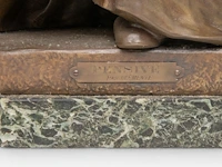 Bertolini clemente (1889-1952), 'pensive', patinated bronze on a vert de mer marble base the bronze: 50 cm. (19.67 in.), with marble base: 53 cm. (20.87 in.) - afbeelding 7 van  9