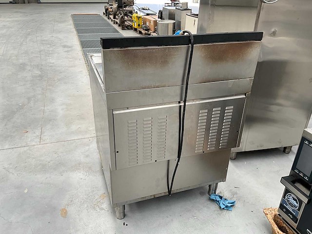 Bertos dubbele friteuse - afbeelding 2 van  2