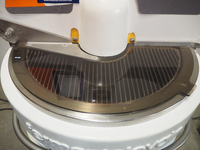 Bertrand - afbeelding 8 van  11