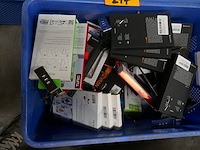 Beschermhoezen - powerbank's - oordopjes - tabletcases - afbeelding 2 van  6