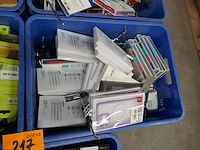 Beschermhoezen - powerbank's - oordopjes - tabletcases - afbeelding 4 van  6