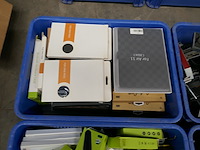 Beschermhoezen - powerbank's - oordopjes - tabletcases - afbeelding 6 van  6